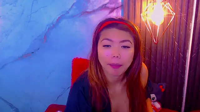 Snapshot of Isalombardi chatting on 10, 4, 2026 Isalombardi online show from 10, 4, 2026