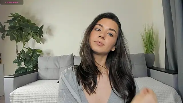 NicoleLuv online show from 19, 12, 2024