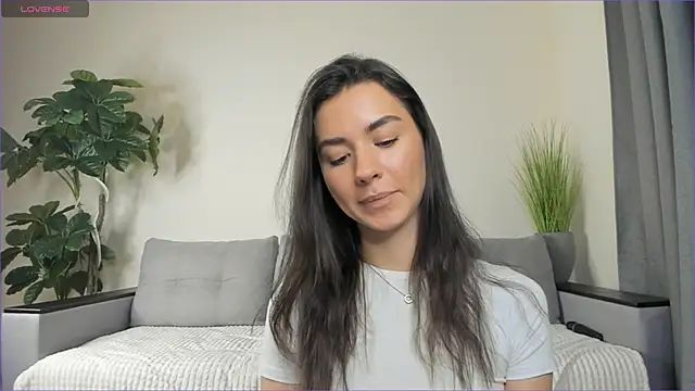 NicoleLuv online show from 9, 1, 2025