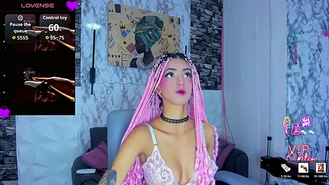 Queen Cuarxxo online show from 24, 4, 2026