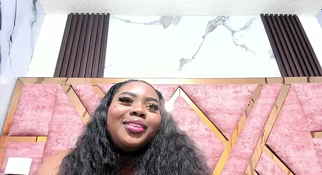 mia alvares online show from 24, 7, 2026