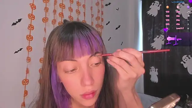 MiaGoth  online show from 18, 10, 2025