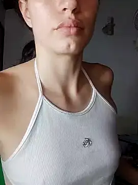 aurelialux online show from 5, 2, 2025