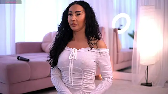 AnaRhodes online show from 5, 6, 2026