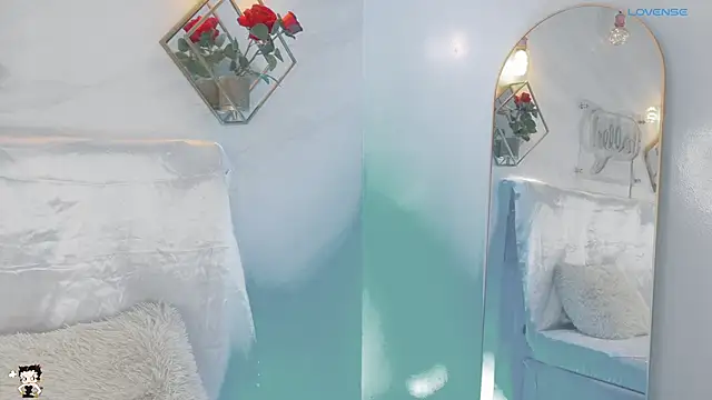 Snapshot of _Rouse_v chatting on 7, 10, 2025 Rouse v online show from 7, 10, 2025