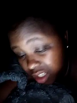 Dark Berry 26 online show from 20, 4, 2026