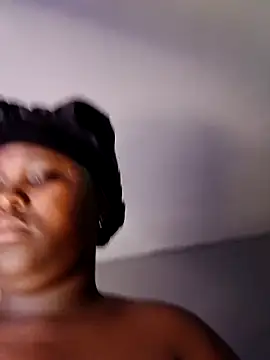 Dark Berry 26 online show from 25, 4, 2026