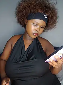 Dark Berry 26 online show from 2, 6, 2026