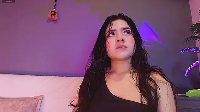 adara johnson   online show from 23, 4, 2026