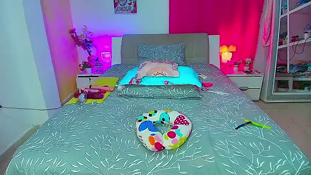 Kendralove31xxx online show from 30, 3, 2026