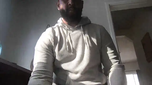 Snapshot of Z415 chatting on 24, 10, 2025 Z415 online show from 24, 10, 2025