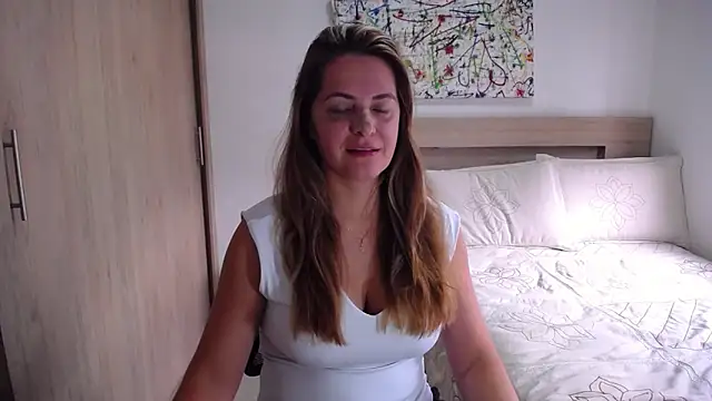 ParisW online show from 18, 3, 2025