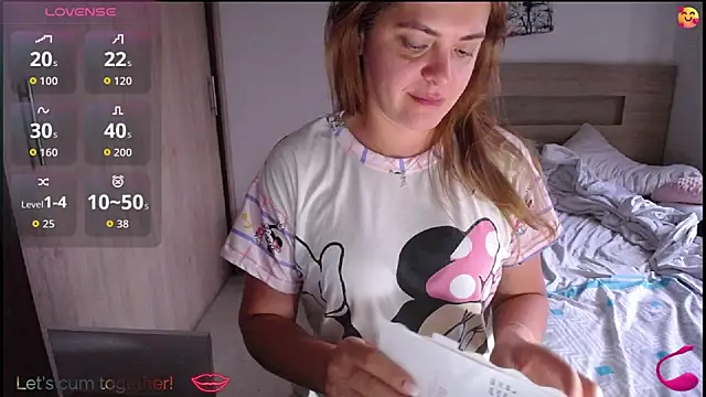 ParisW online show from 30, 9, 2025