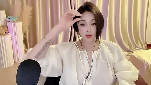 Daisy-77 online show from 20, 3, 2025