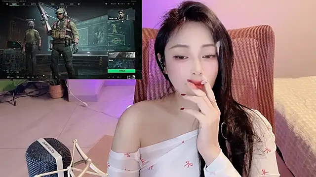 Daisy-77 online show from 18, 4, 2026