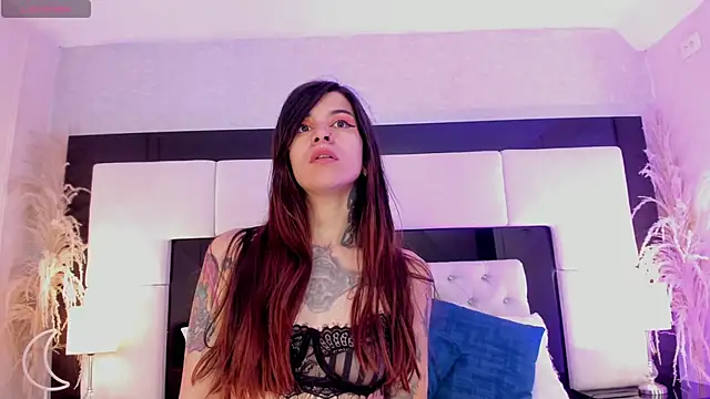 Maddissonlove online show from 18, 2, 2025