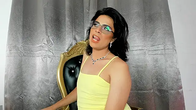 Snapshot of Eterea_blow chatting on 4, 3, 2025 Eterea blow online show from 4, 3, 2025