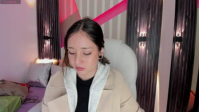 emily layton online show from 12, 3, 2025