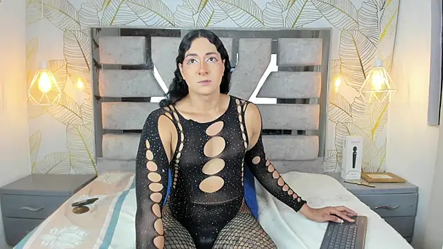 Alison Chan  online show from 28, 4, 2026