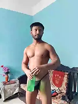 HunkyAriyan online show from 31, 1, 2025