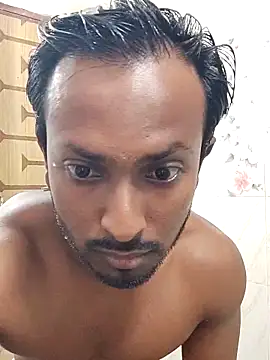 HunkyAriyan online show from 10, 3, 2025