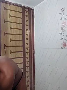 HunkyAriyan online show from 17, 3, 2025