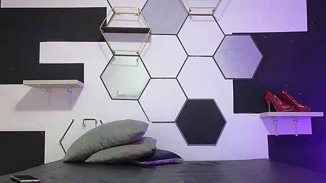 alondrabigtits online show from 9, 9, 2025