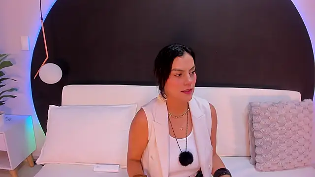 Ada Monroe10 online show from 22, 4, 2026