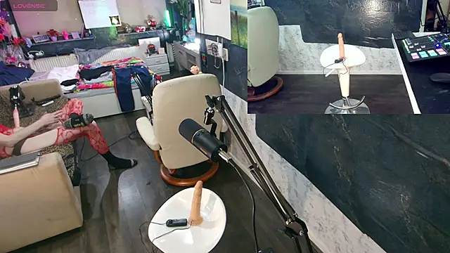 Doggyray44 online show from 20, 12, 2024