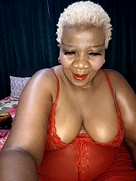 Snapshot of dirasweetlipsxx chatting on 8, 7, 2026 dirasweetlipsxx online show from 8, 7, 2026