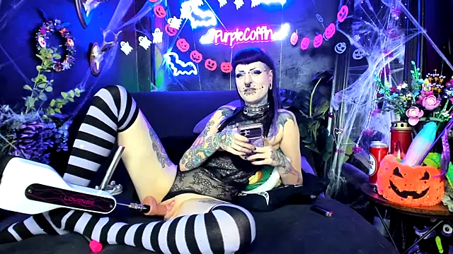 Purple Coffin666 online show from 19, 11, 2025