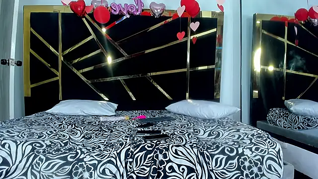 Snapshot of AndyandFran chatting on 23, 2, 2025 AndyandFran online show from 23, 2, 2025