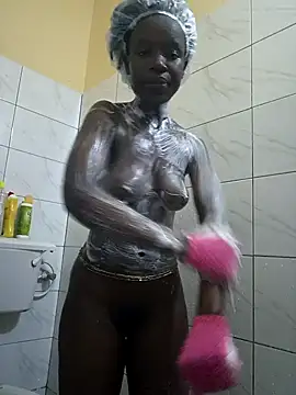 Juicylittle slute online show from 17, 10, 2025