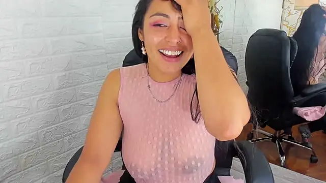 Aisha 09 online show from 27, 12, 2024