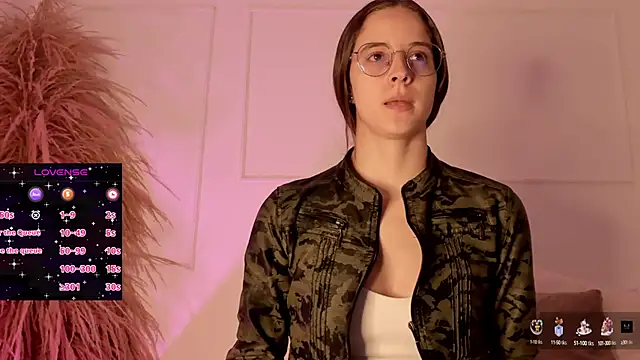 Snapshot of _ashleymiller chatting on 5, 2, 2025 ashleymiller online show from 5, 2, 2025