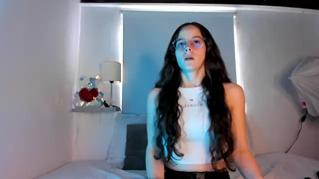 Snapshot of _ashleymiller chatting on 19, 2, 2025 ashleymiller online show from 19, 2, 2025