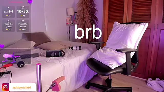 Snapshot of _ashleymiller chatting on 27, 2, 2025 ashleymiller online show from 27, 2, 2025