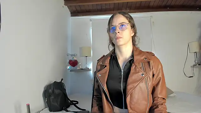 Snapshot of _ashleymiller chatting on 17, 3, 2025 ashleymiller online show from 17, 3, 2025