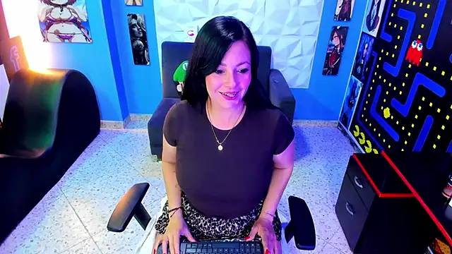 FelinaJohnson online show from 8, 3, 2025