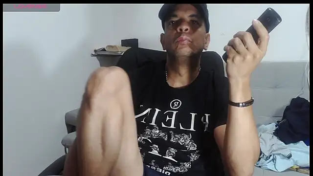 Snapshot of latinmartin73 chatting on 3, 5, 2026 latinmartin73 online show from 3, 5, 2026