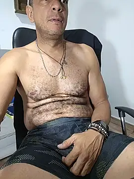 Snapshot of latinmartin73 chatting on 12, 6, 2026 latinmartin73 online show from 12, 6, 2026