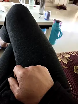 huzi518 online show from 24, 2, 2025