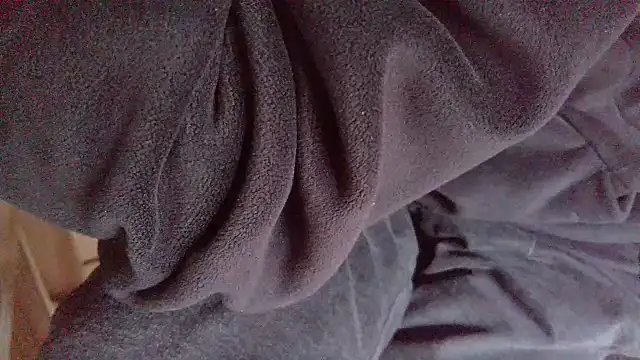 huzi518 online show from 8, 3, 2025