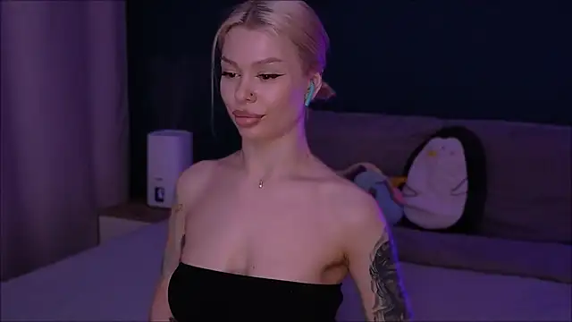 Sasha Mason online show from 7, 3, 2025