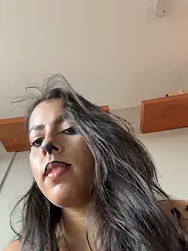 DakotaShelby online show from 29, 10, 2025