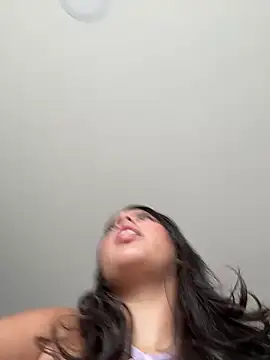 DakotaShelby online show from 2, 2, 2026