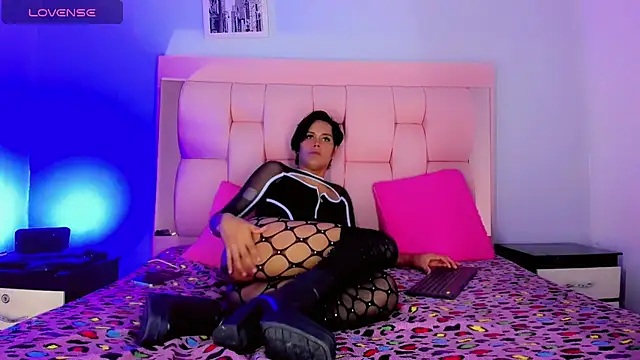 Snapshot of Aistrid_gate chatting on 27, 10, 2025 Aistrid gate online show from 27, 10, 2025