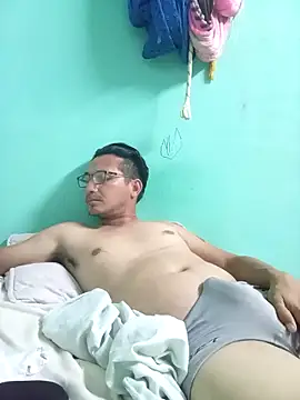 Andresguz35 online show from 7, 3, 2026