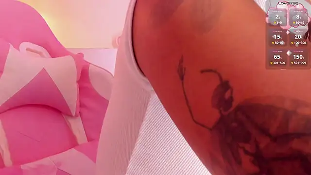 Snapshot of soy_jess03 chatting on 19, 9, 2025 soy jess03 online show from 19, 9, 2025