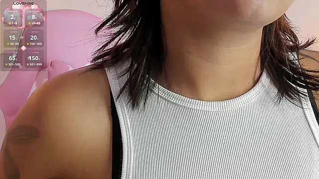 Snapshot of soy_jess03 chatting on 27, 9, 2025 soy jess03 online show from 27, 9, 2025